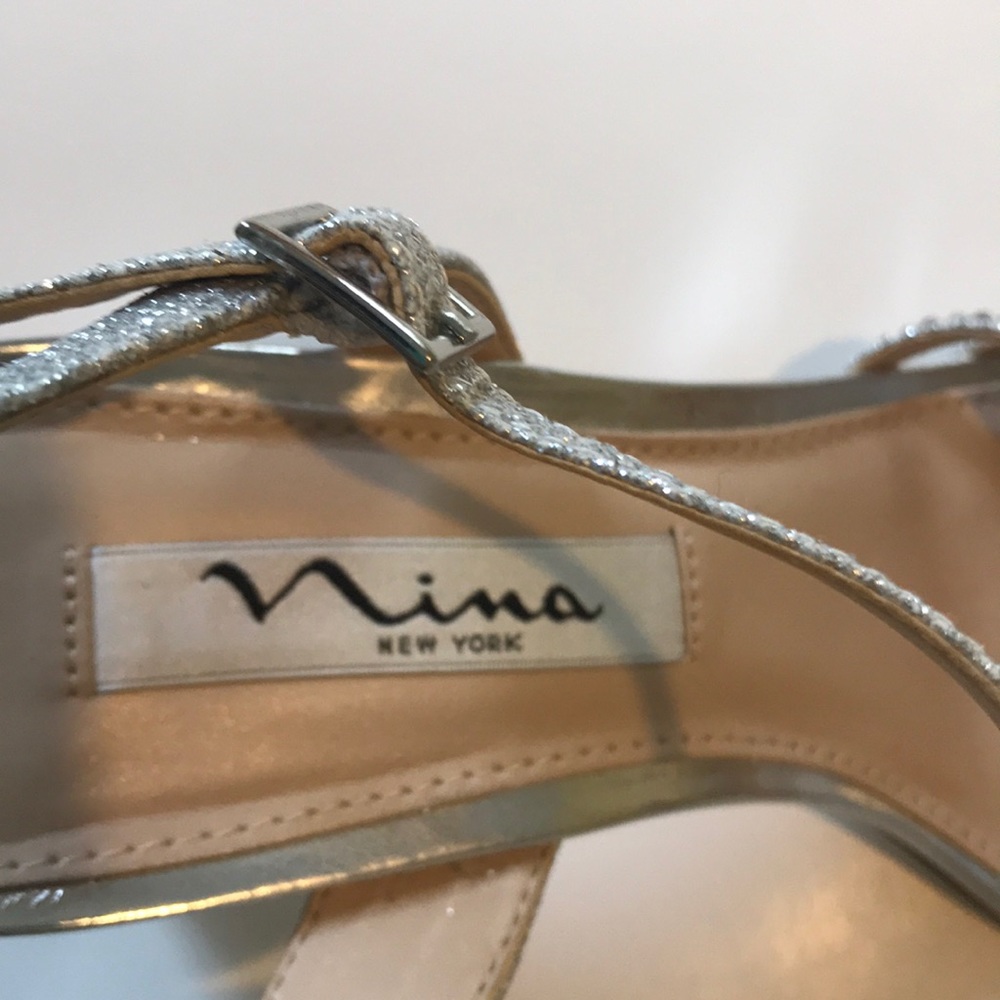 Shoes - Picture 4 of 7